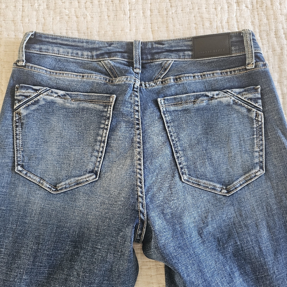 Buckle Black Jean